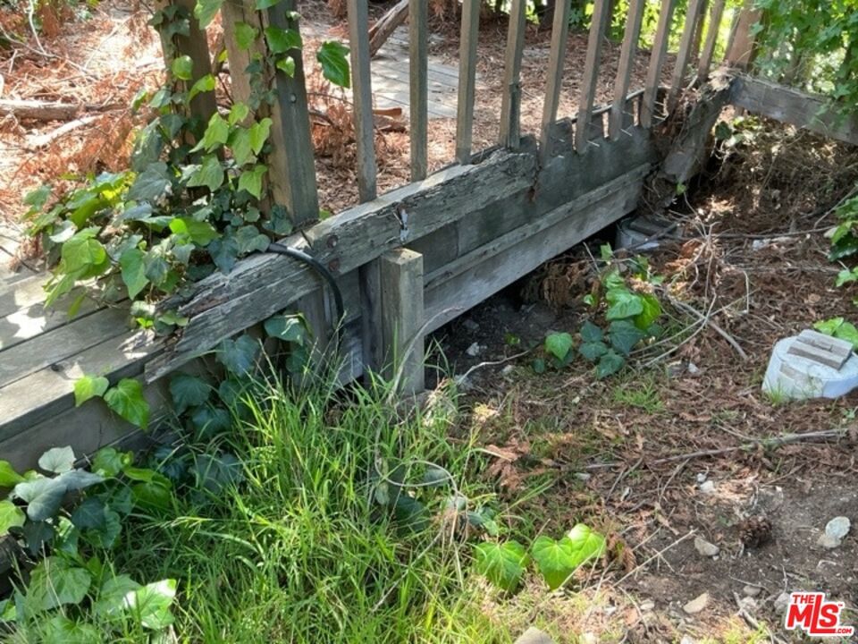 Canyonside photo 34