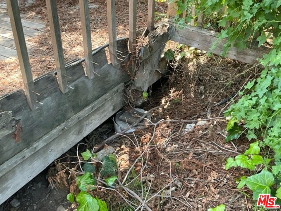 Canyonside photo 35