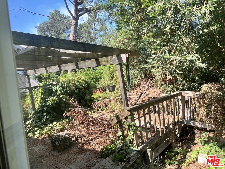 Canyonside photo 47