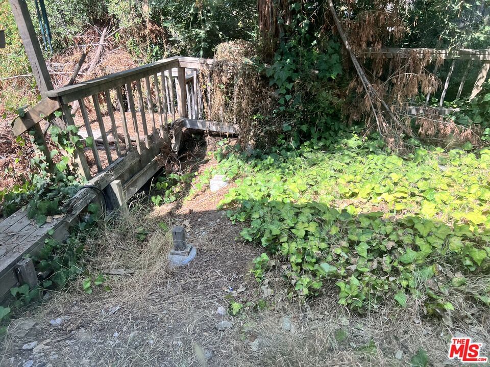 Canyonside photo 51