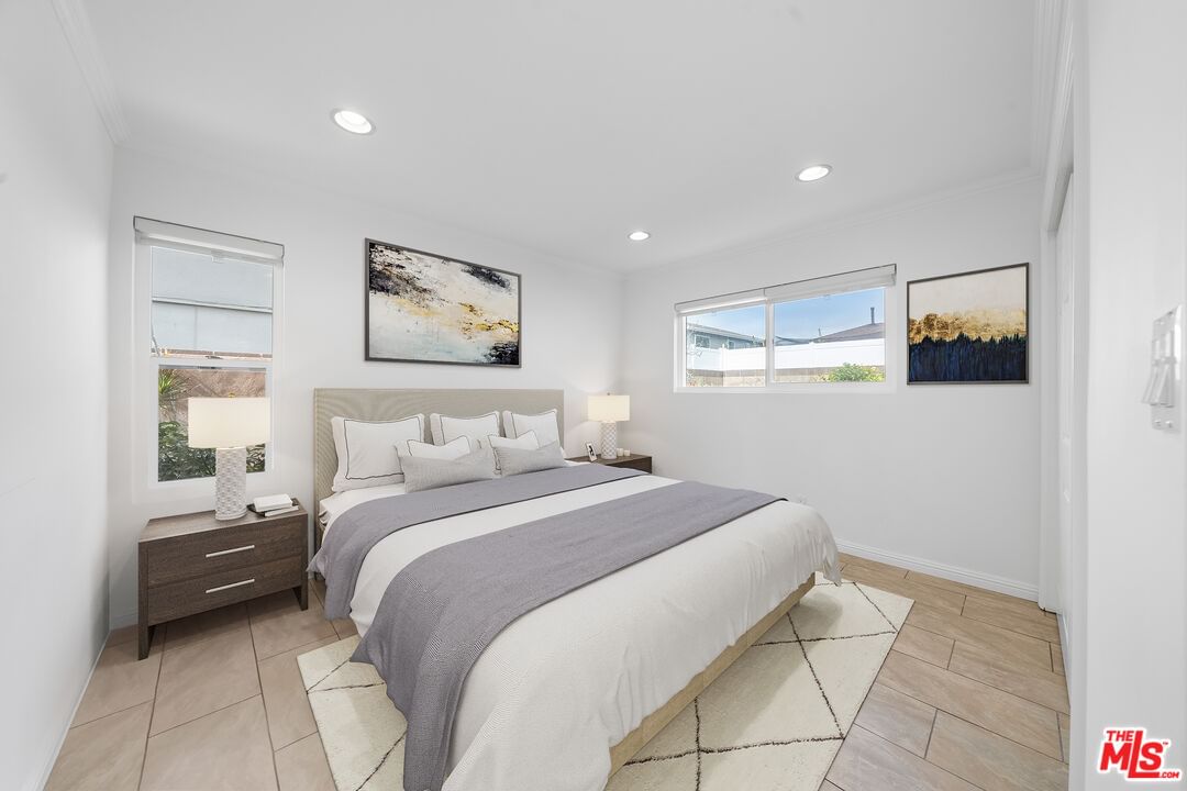 233rd photo 7