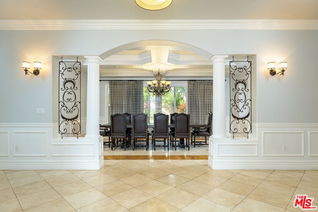 Pacific Oak photo 16