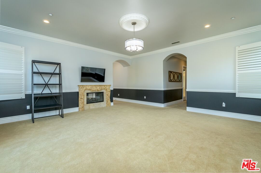 Pacific Oak photo 42