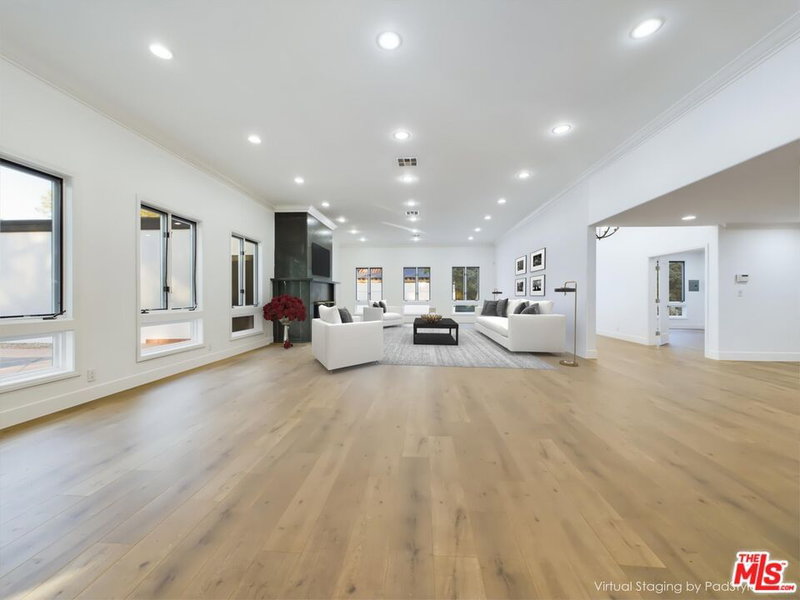 12035 Susan Dr