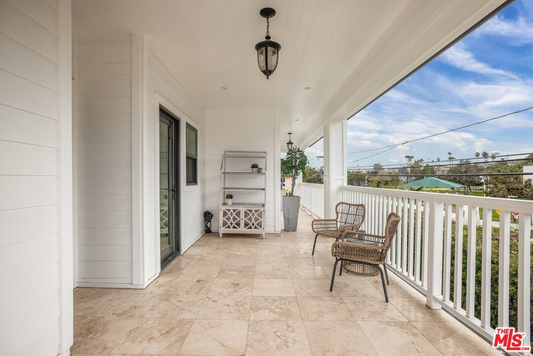 Lynngrove photo 44