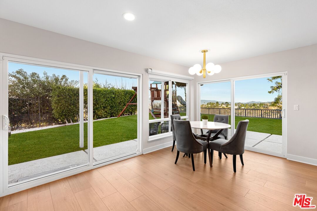 Winnetka photo 11