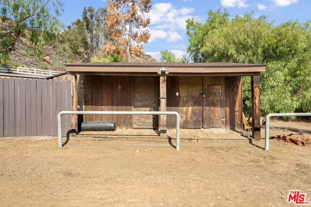 Mulholland photo 10