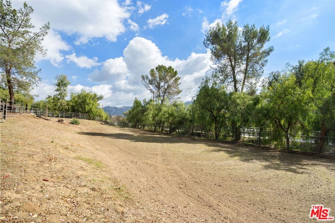 Mulholland photo 72