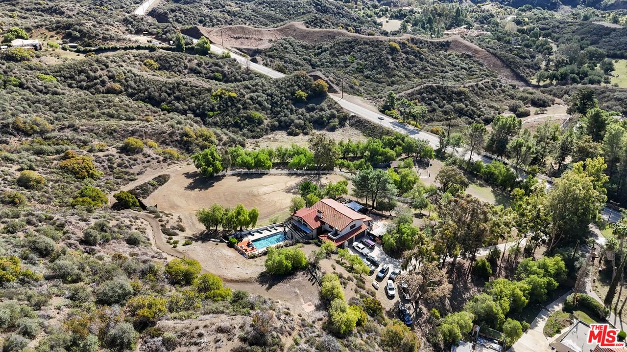Mulholland photo 74