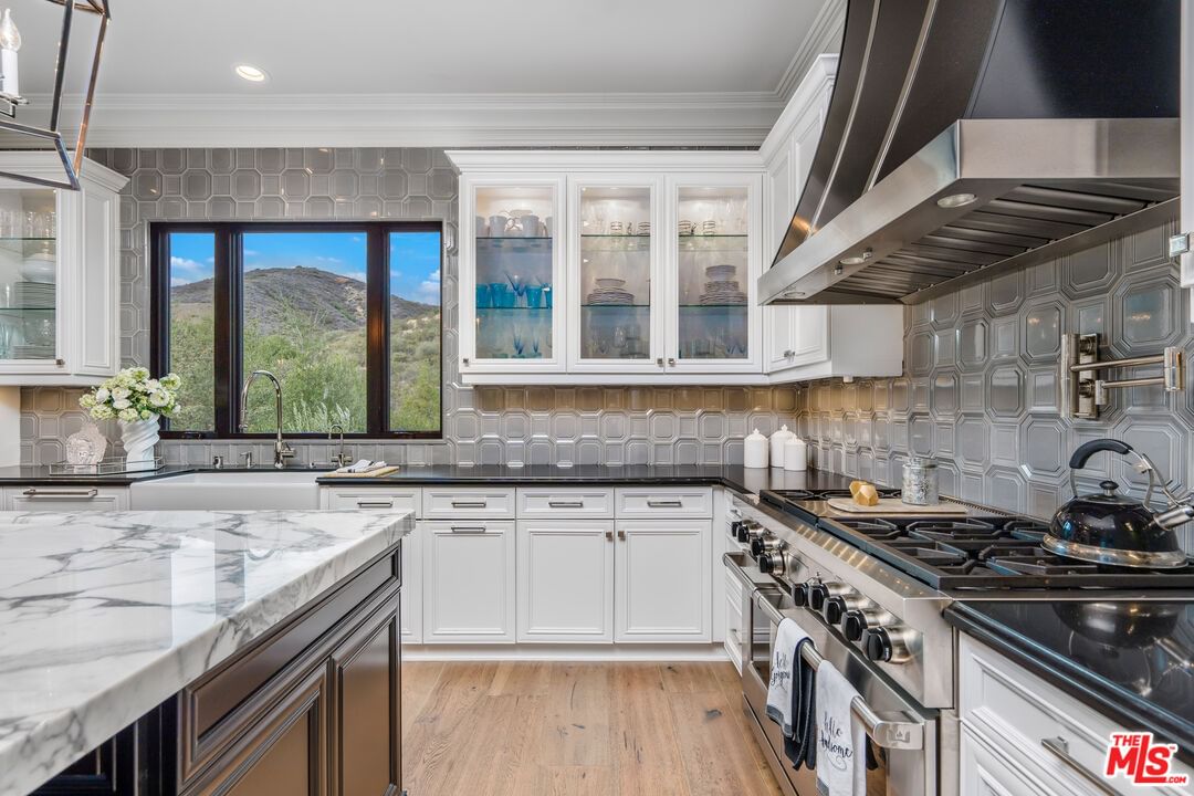 Country Ridge photo 10