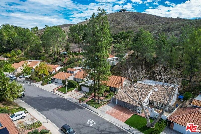 28824 Eagleton St