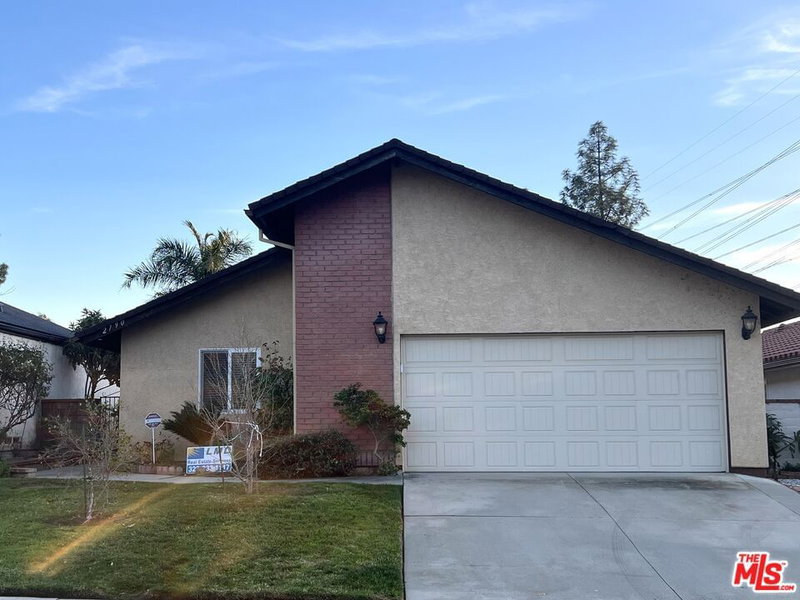 2790 Hacienda Dr