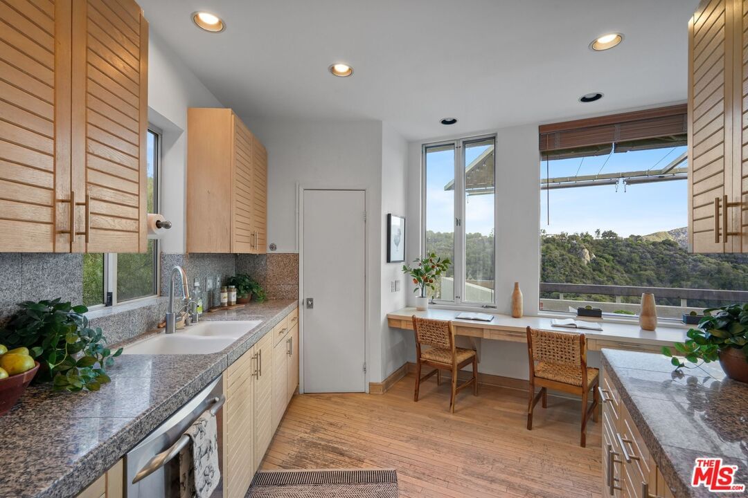 Topanga Skyline photo 14
