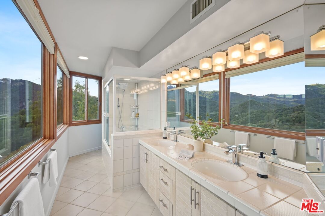 Topanga Skyline photo 27
