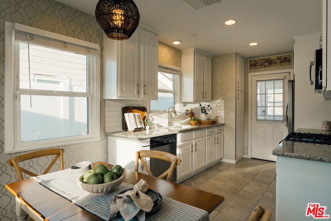 White Oak photo 25
