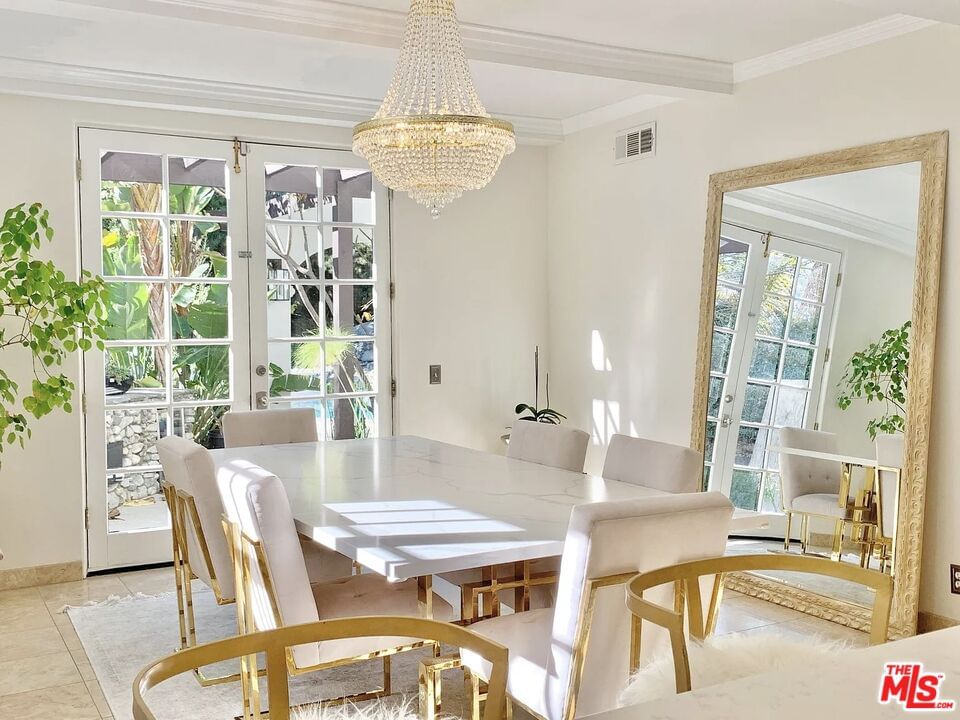 Deerfield photo 21