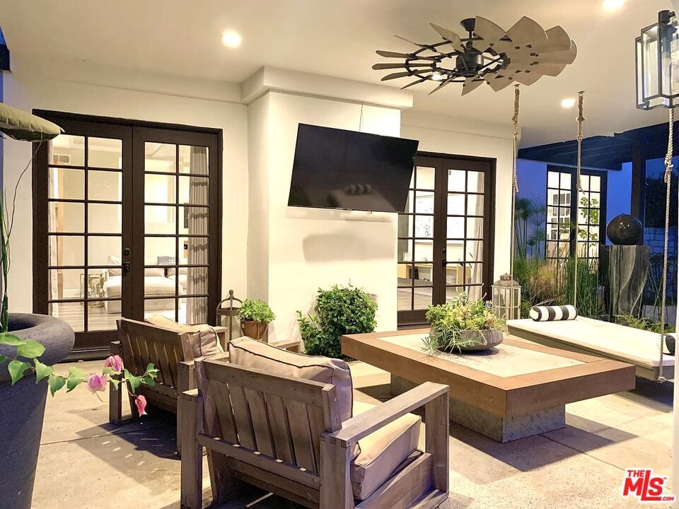 Deerfield photo 24