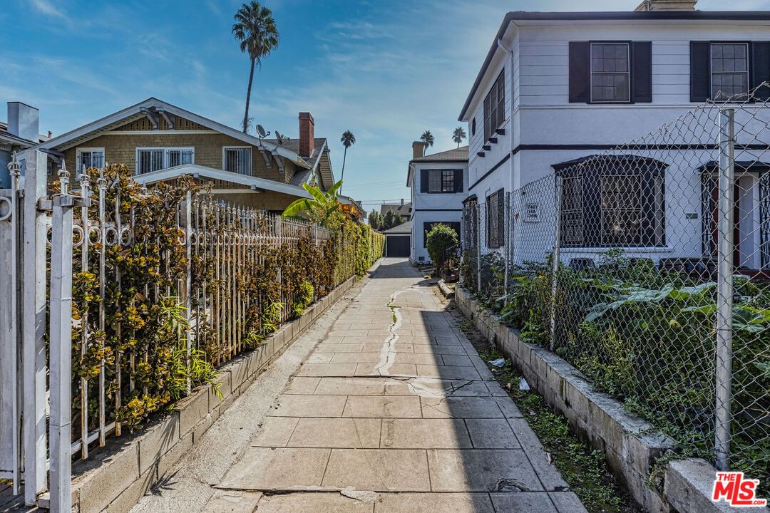 Crenshaw photo 5