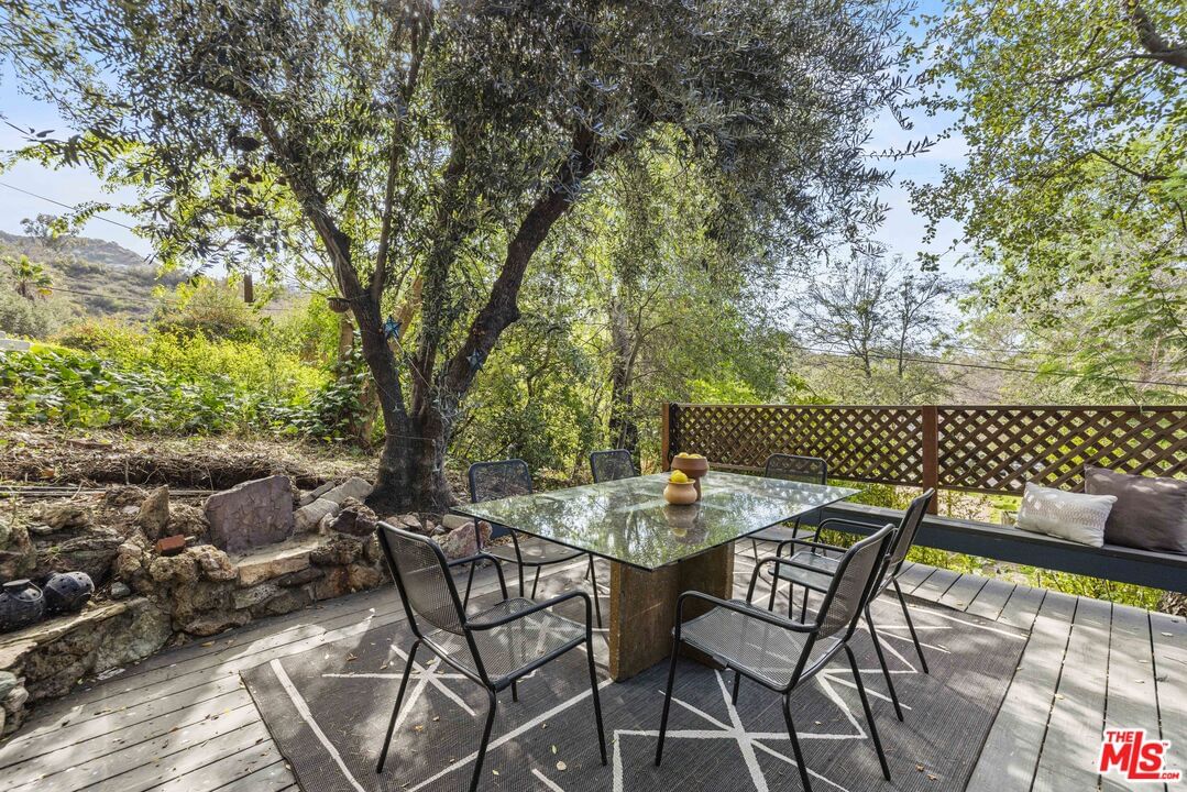 Verdugo Knolls photo 31