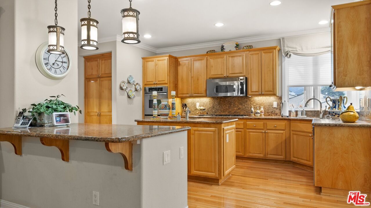 Baybrook photo 10