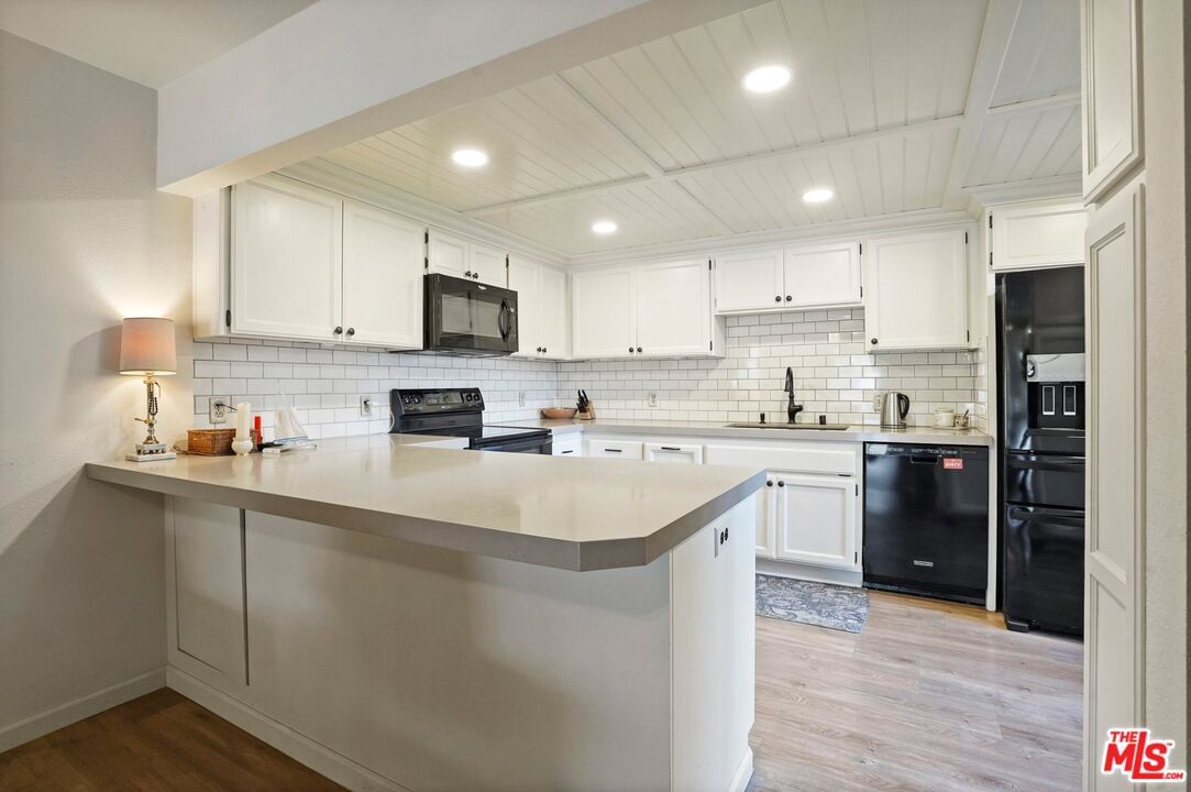 Beachlake photo 37