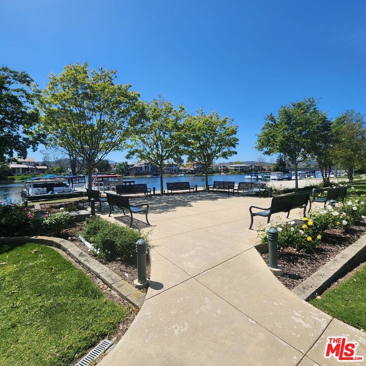 Beachlake photo 58