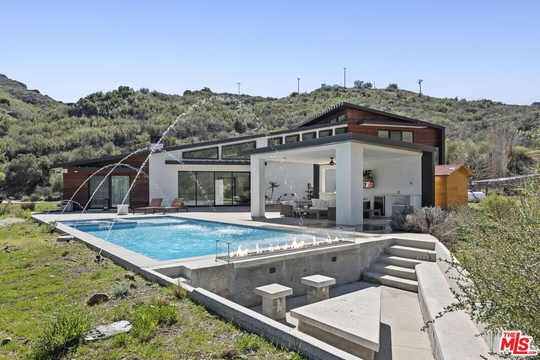 Lobo Canyon photo 18