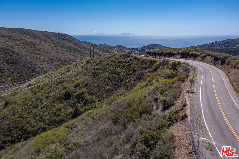 2559 Latigo Canyon Rd