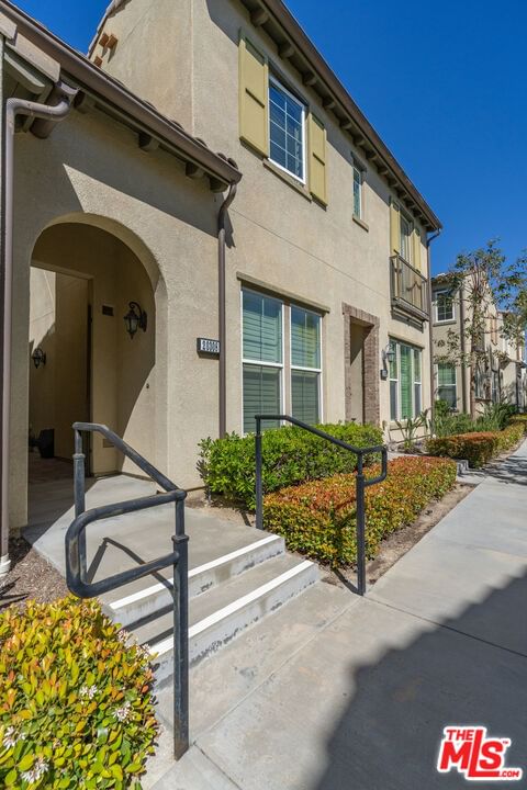 20308 Paseo Los Arcos