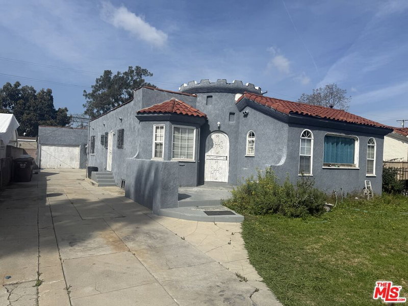1415 Spring Ave