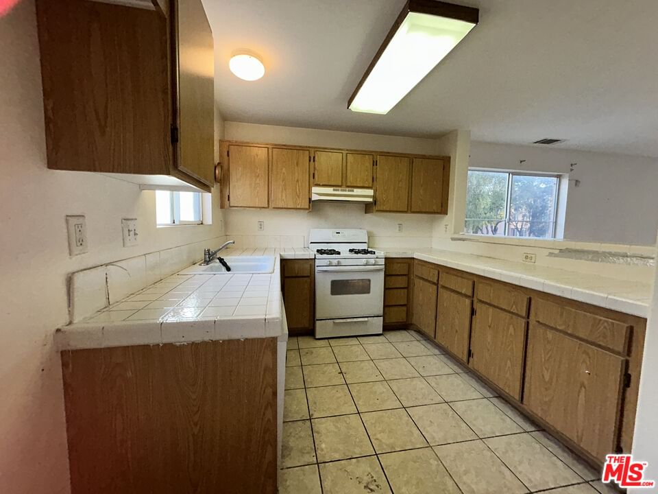 Baycrest photo 26