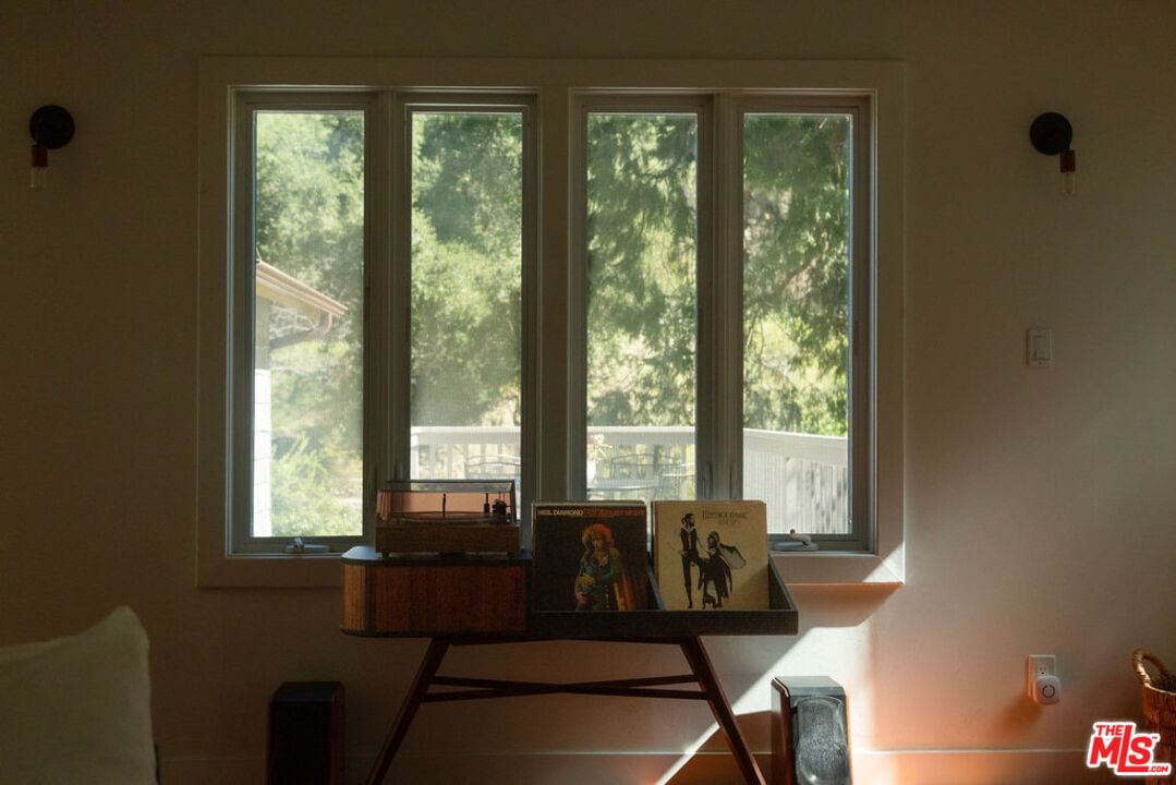 Oakwood photo 20