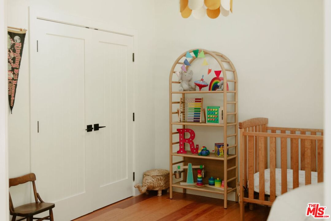 Oakwood photo 32