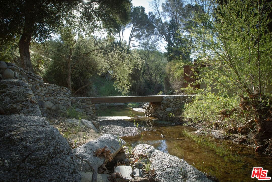 Oakwood photo 9