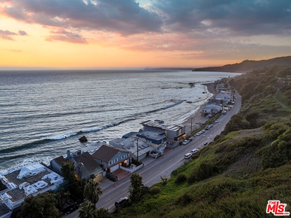 Malibu photo 34