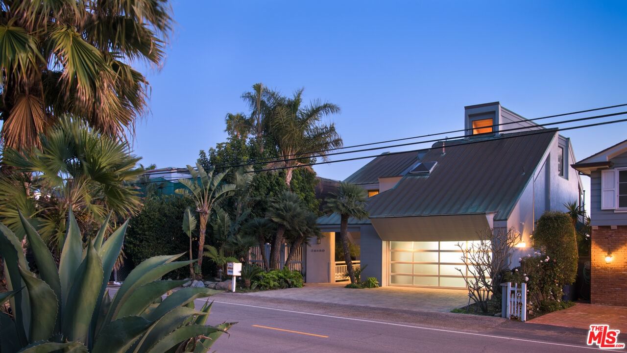 Malibu photo 36