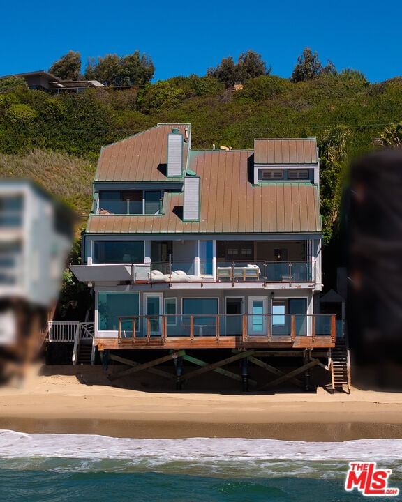 Malibu photo 47
