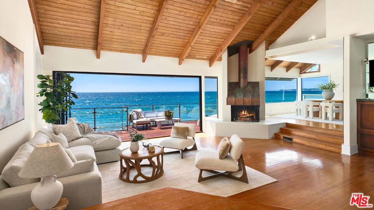 Malibu photo 5
