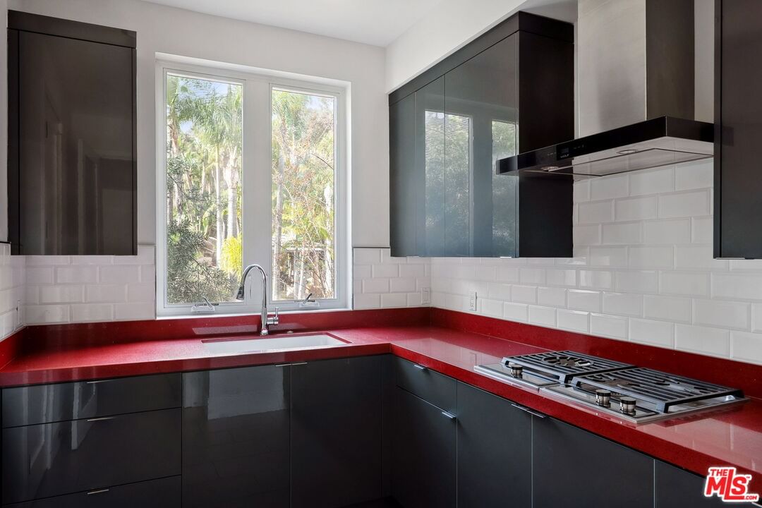 Rocky View photo 13