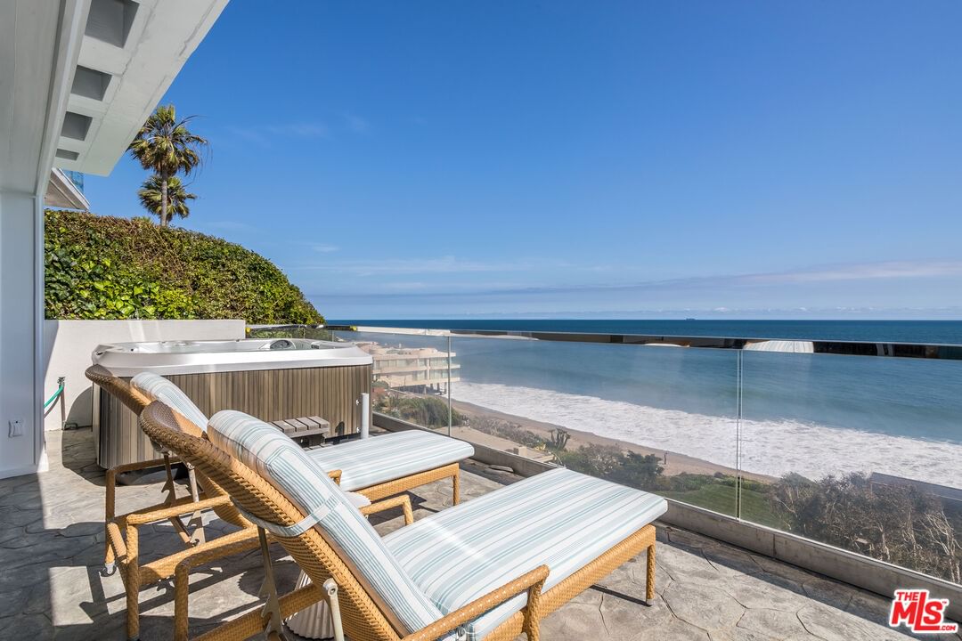 Broad Beach photo 35
