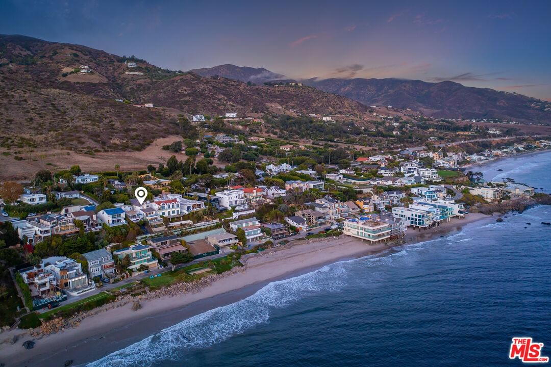 Broad Beach photo 47