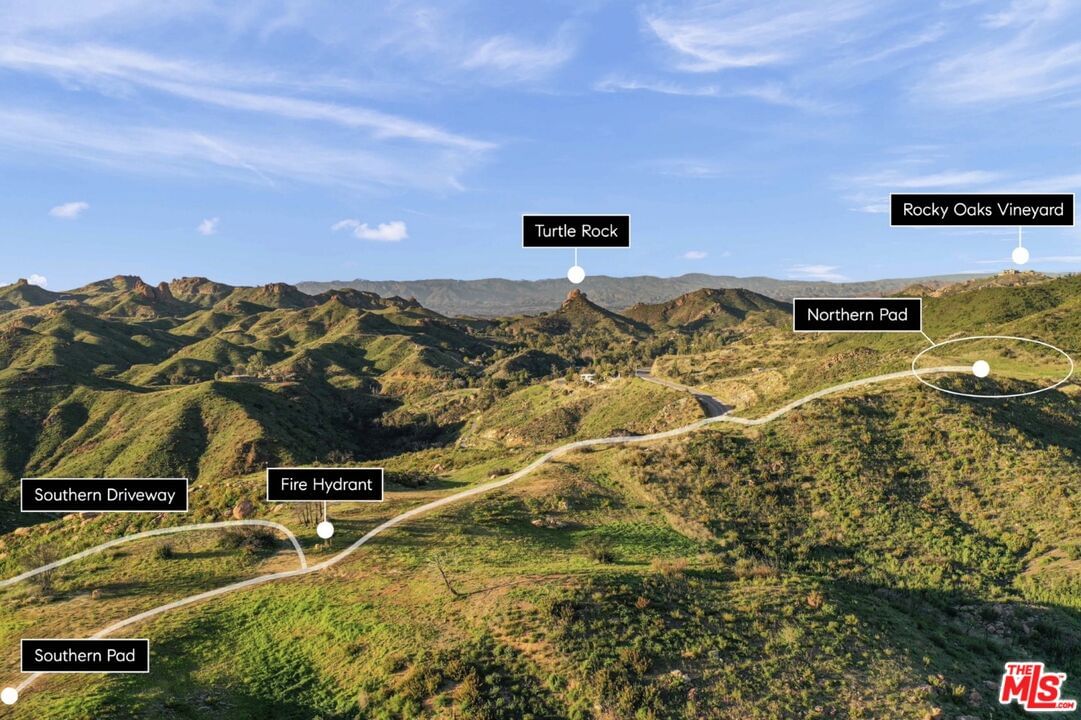 Kanan Dume Rd photo 15