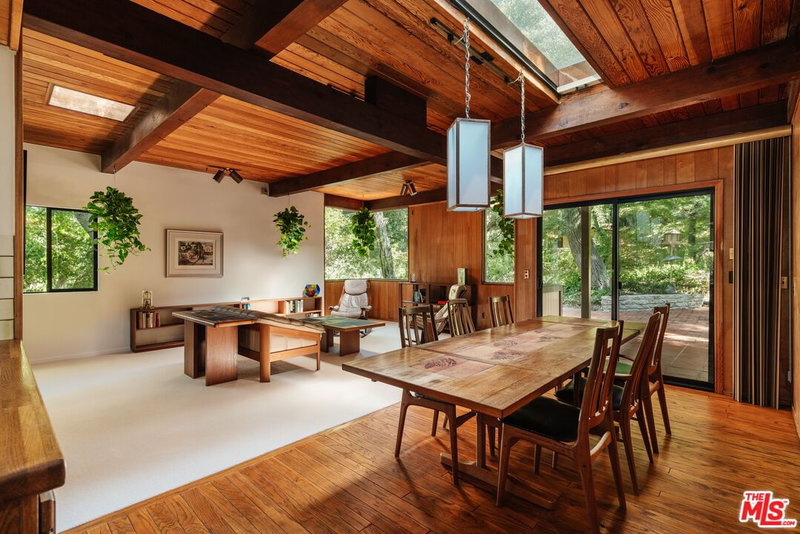 1289 Old Topanga Canyon Rd
