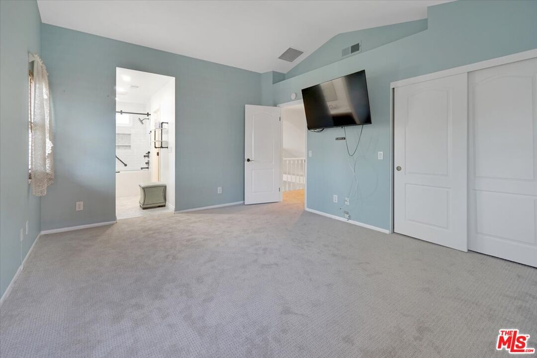Greenwood photo 20