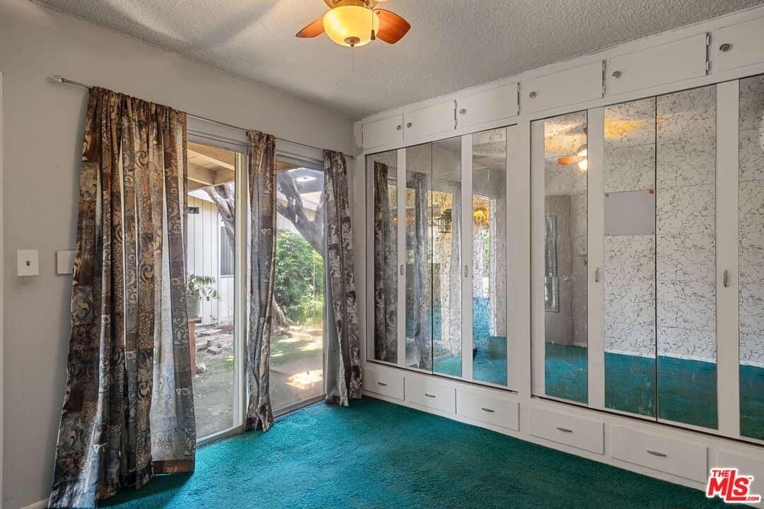 Encino photo 32