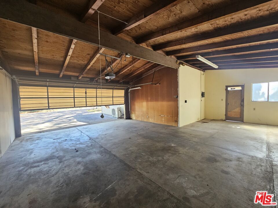 Encino photo 37