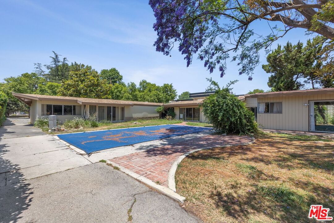 Encino photo 46