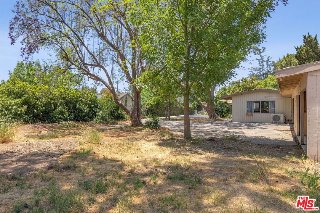 Encino photo 50