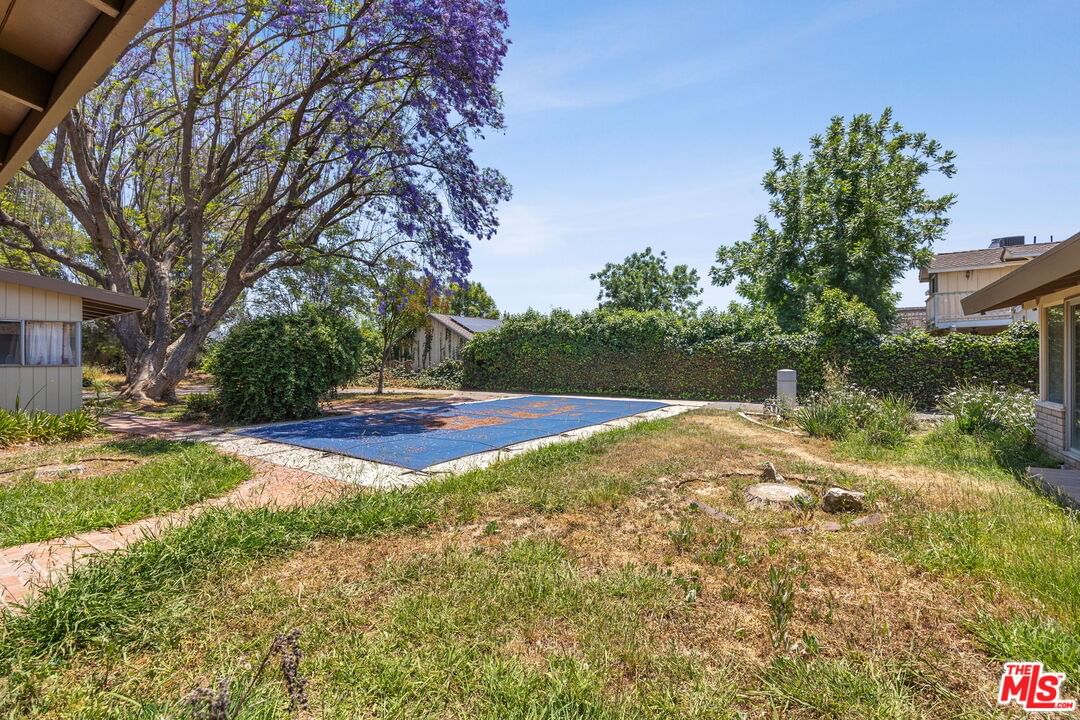 Encino photo 54