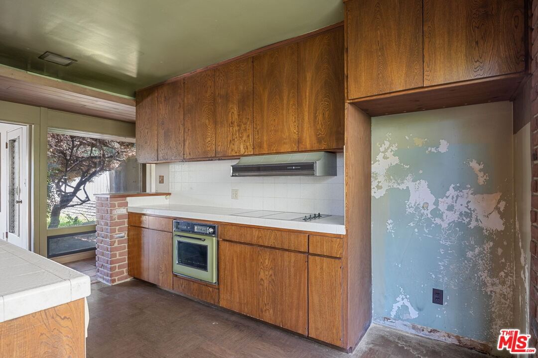 Encino photo 9